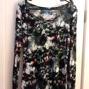Simply Vera Wang long sleeve shirt